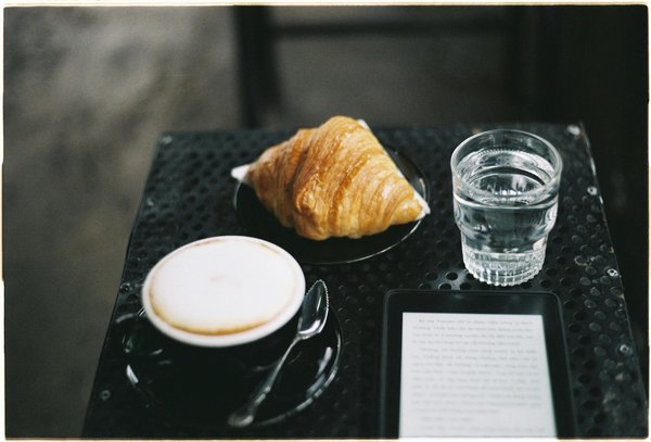 Ultimate Guide to Flawless False Lash Application: A Beginner's Journey to Stunning Results